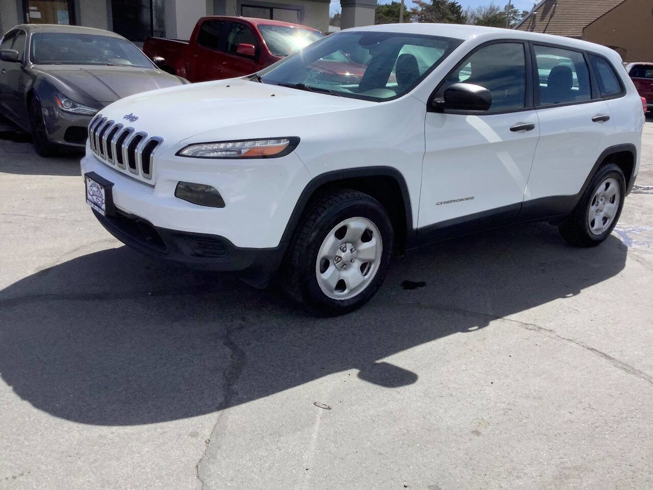 Used 2017 Jeep Cherokee Sport w/ Trailer Tow Group image 19