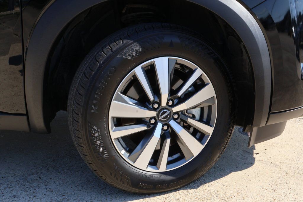 Used 2025 Nissan Pathfinder SL image 25