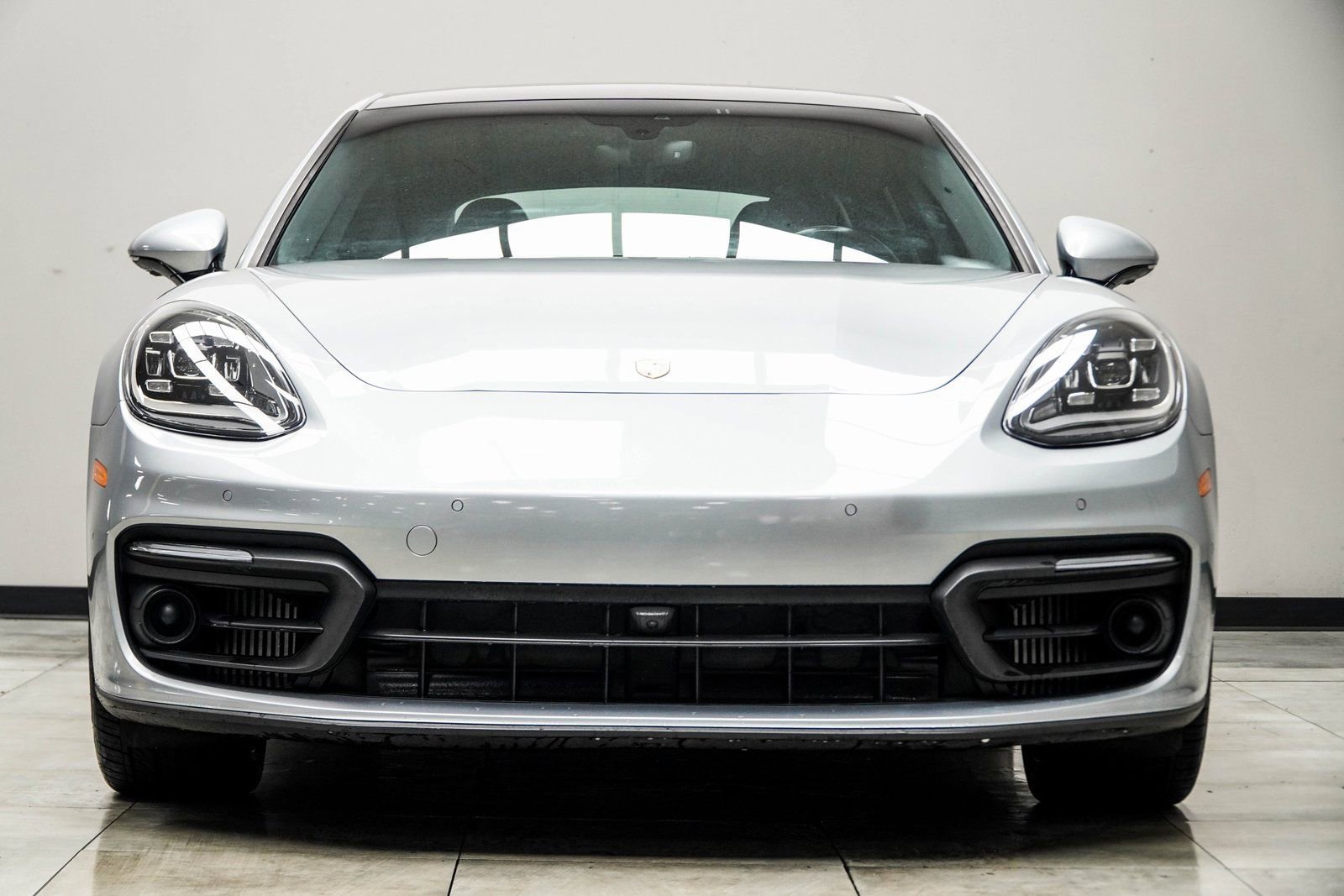 Used 2021 Porsche Panamera 4 AWD/4WD image 10