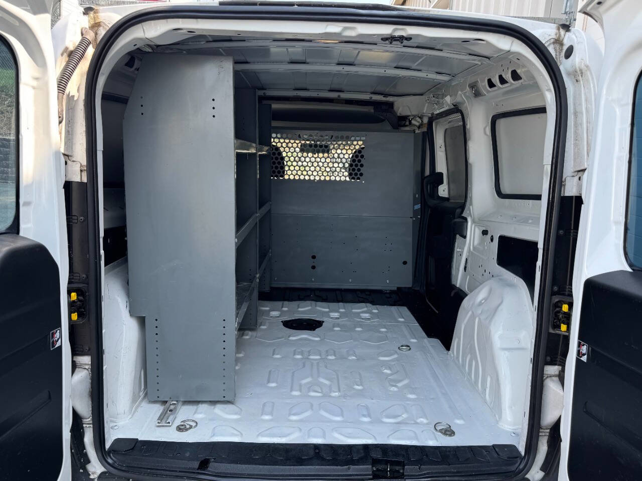 Used 2016 RAM ProMaster City Tradesman image 13