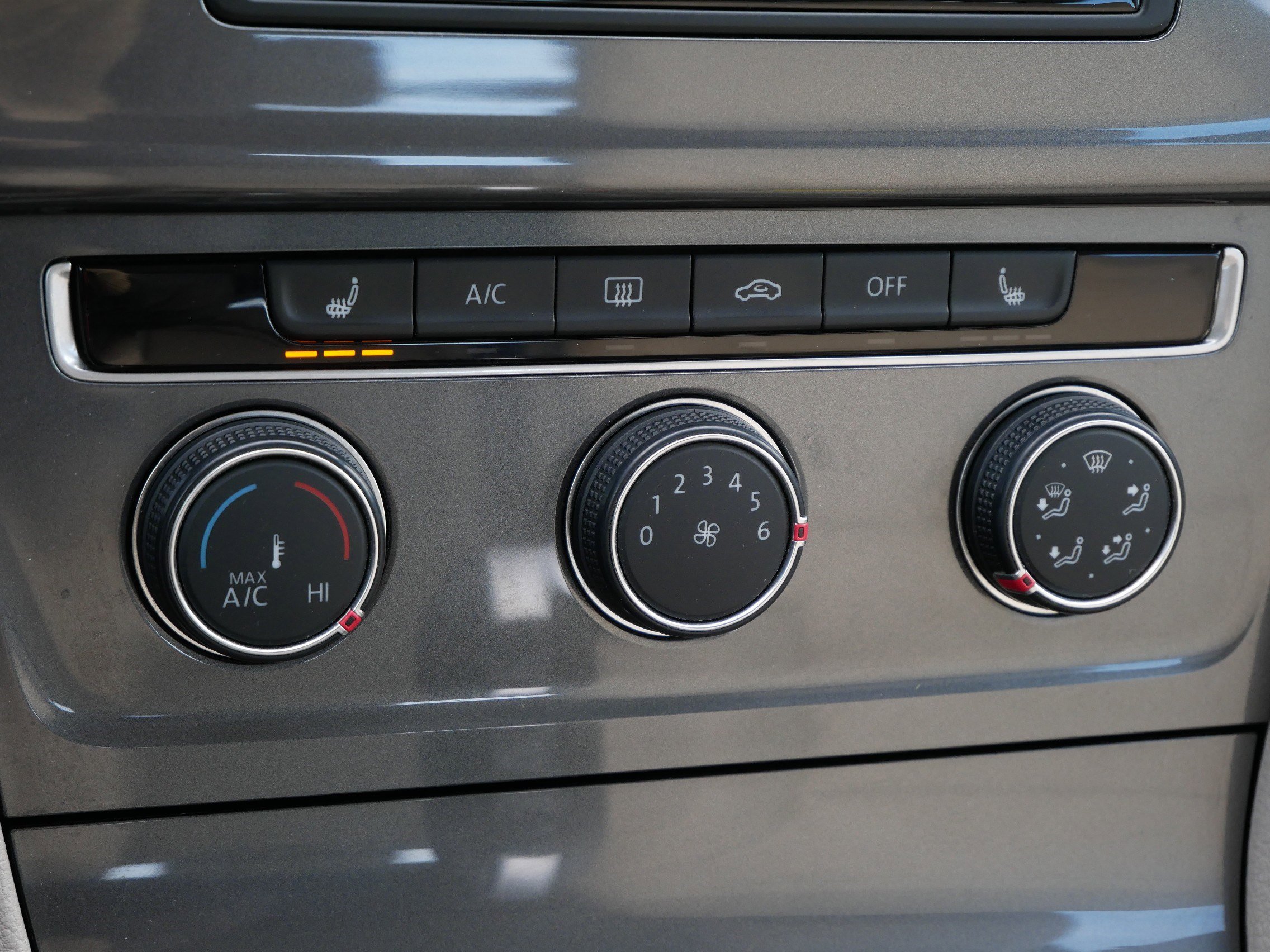 Used 2017 Volkswagen Golf Alltrack SE image 23