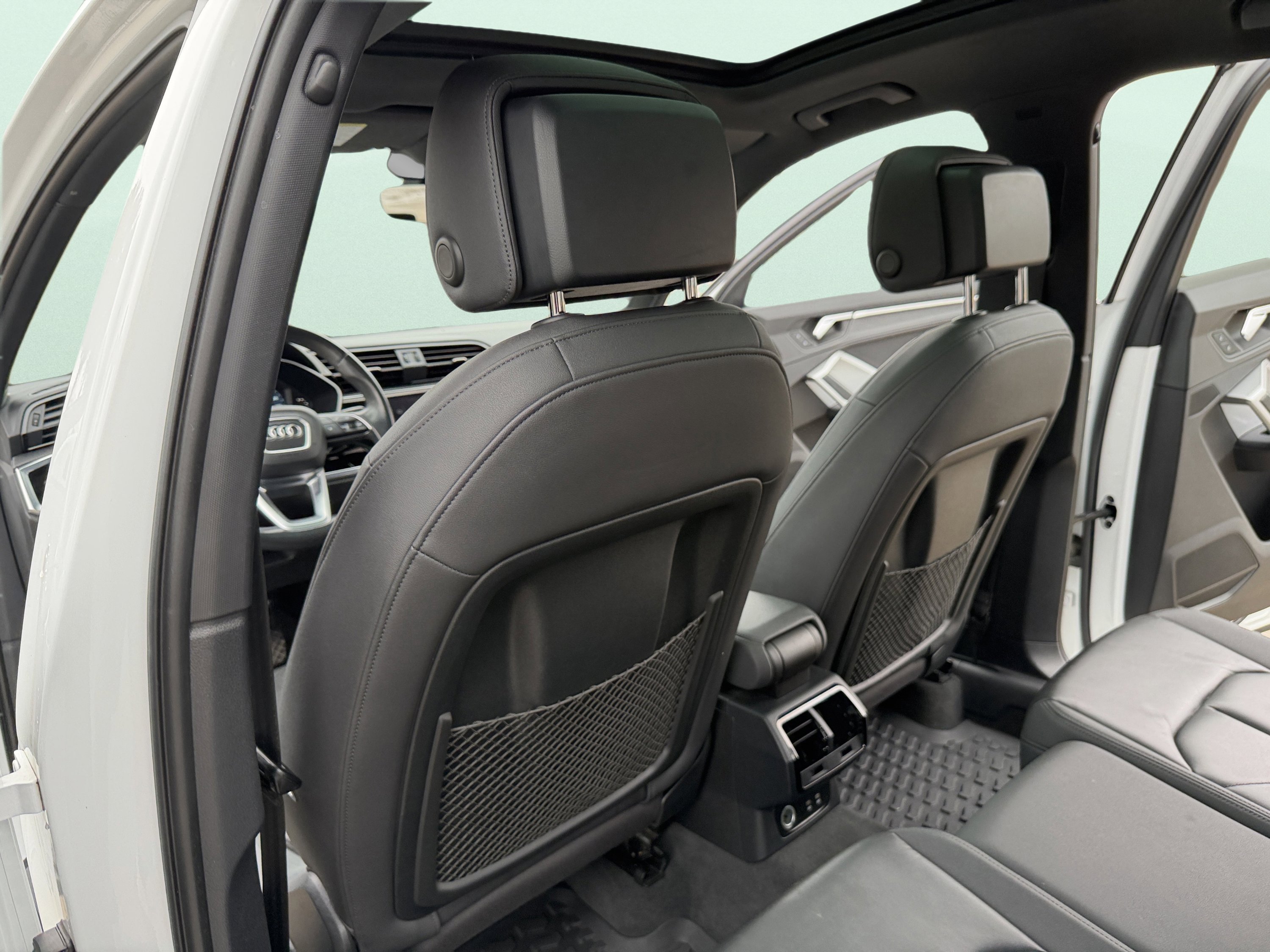 Used 2021 Audi Q3 2.0T Premium w/ Convenience Package image 22