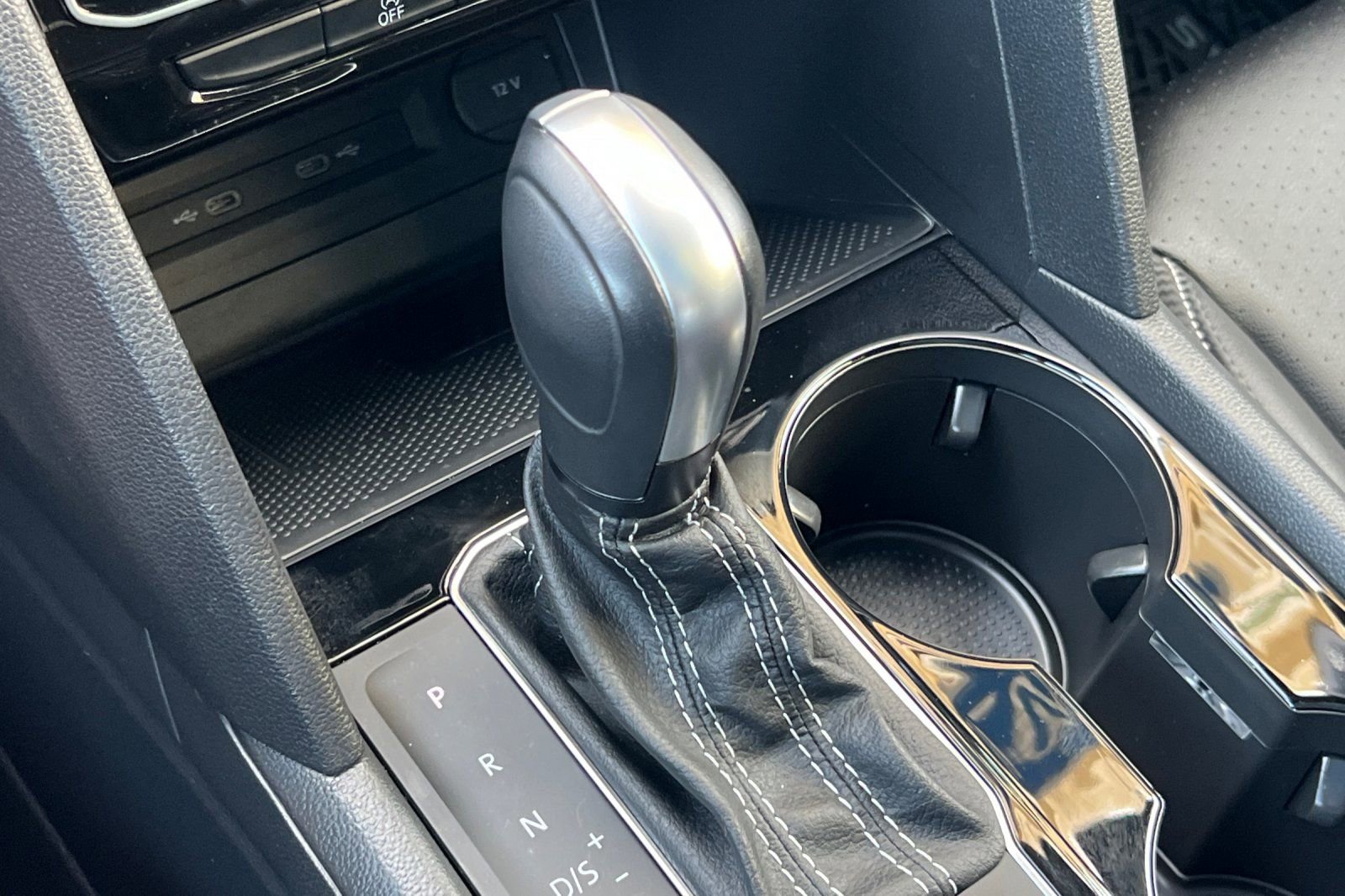 Used 2023 Volkswagen Atlas Cross Sport SEL image 21