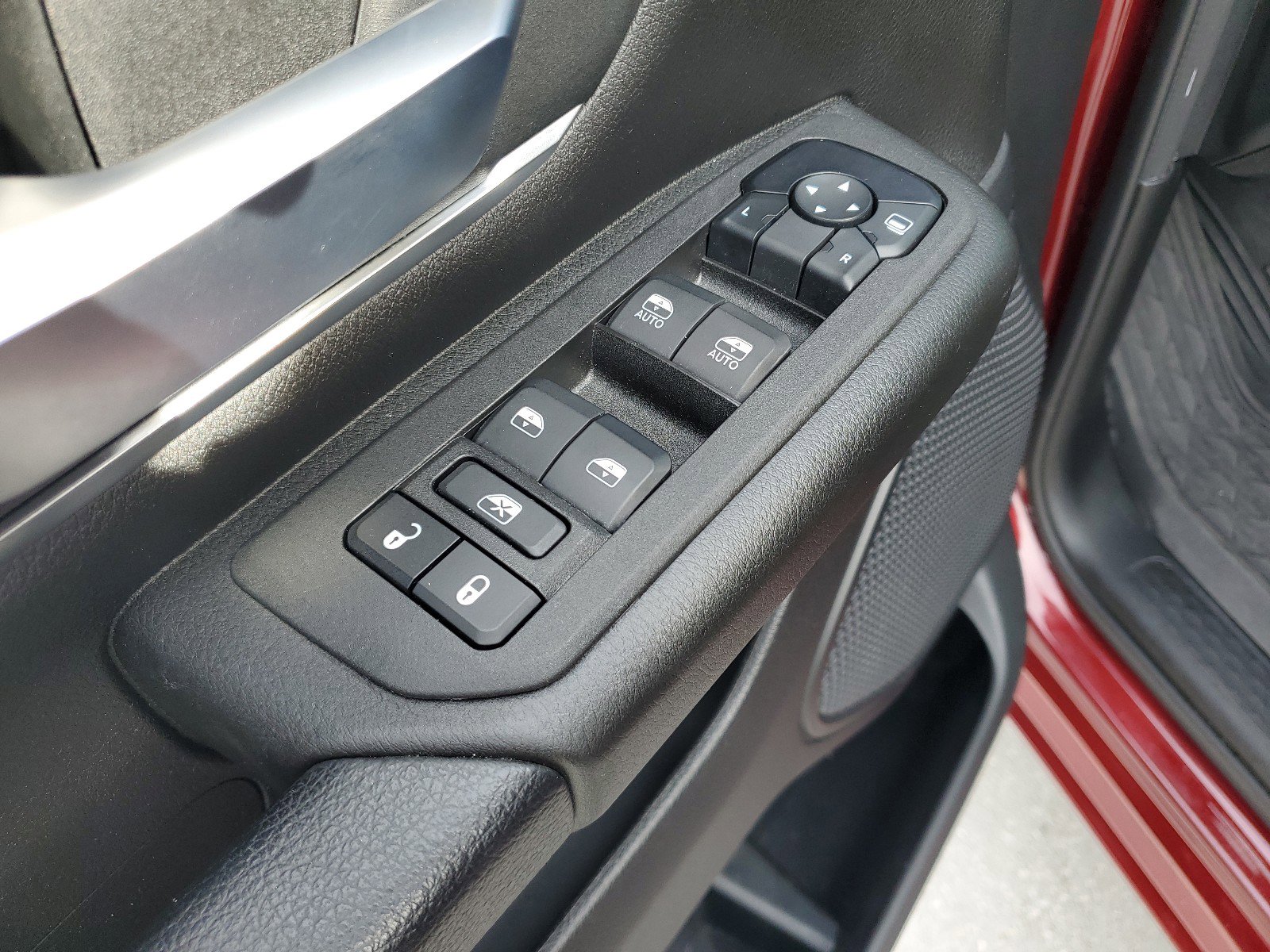 Certified 2025 RAM 1500 Big Horn image 18