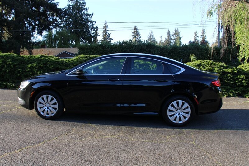 Used 2016 Chrysler 200 LX FWD image 12
