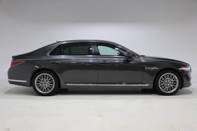 Used 2021 Genesis G90 3.3T Premium RWD image 9