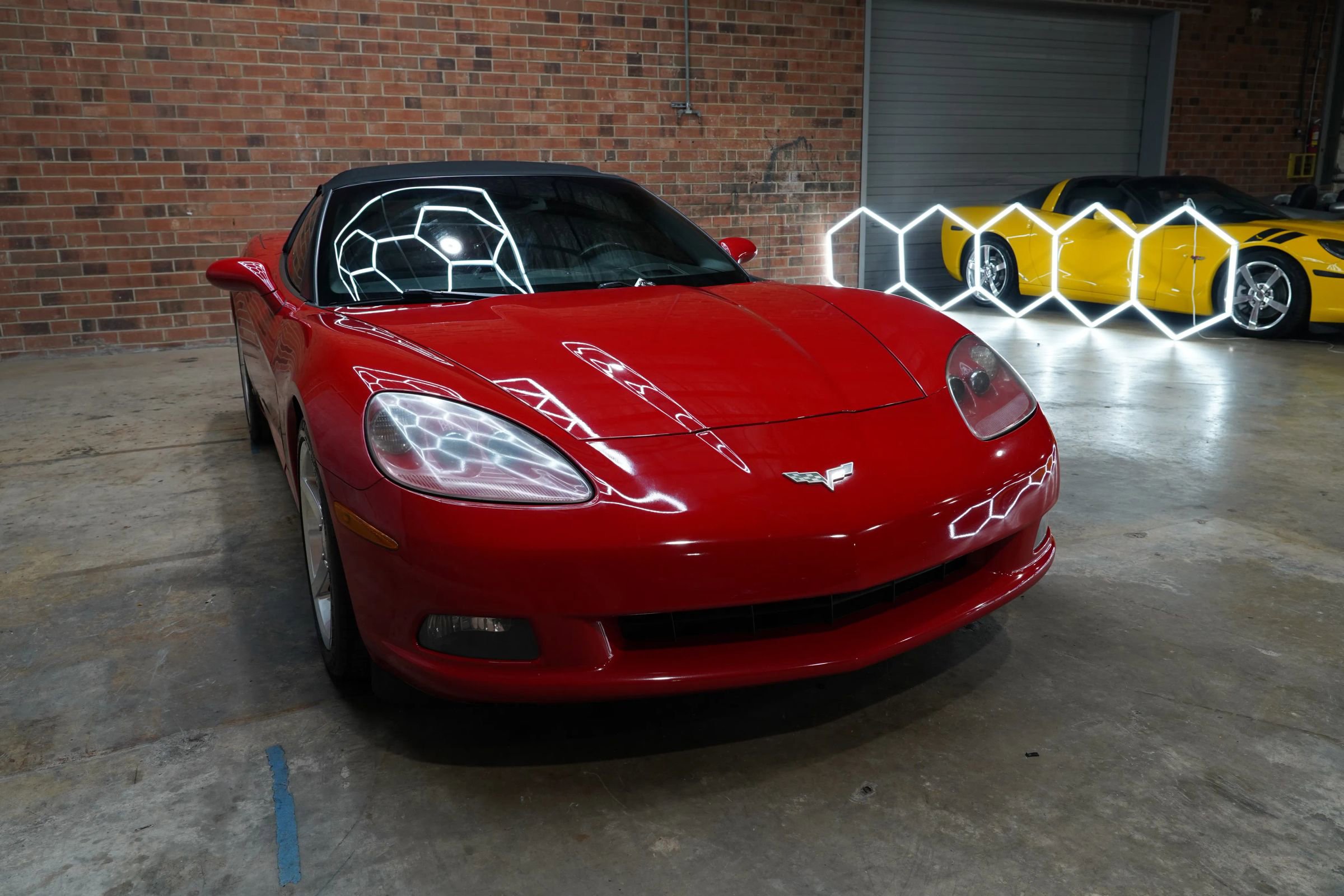 Used 2006 Chevrolet Corvette Convertible w/ Preferred Equipment Group RWD image 4