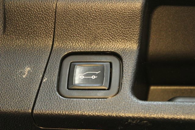 Used 2020 GMC Acadia SLT w/ GMC Pro Grade Package AWD/4WD image 20