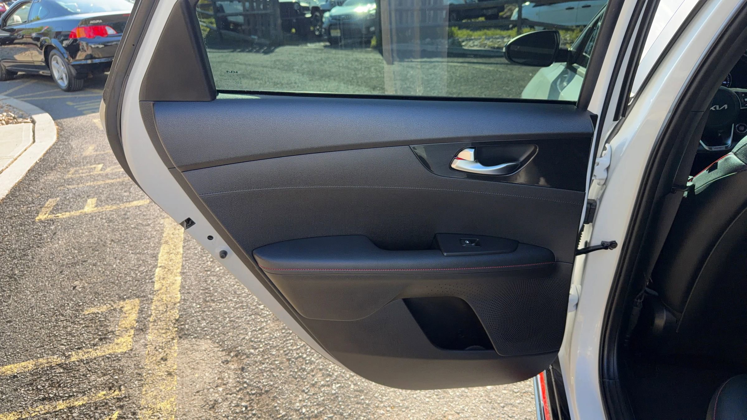Used 2023 Kia Forte GT FWD image 14
