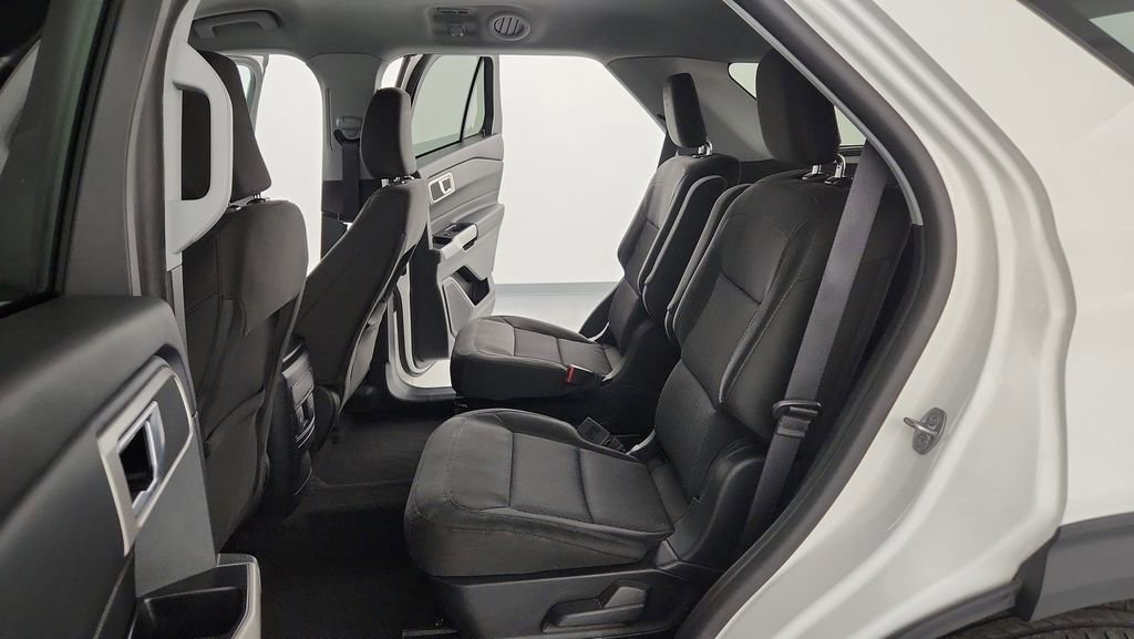 Certified 2023 Ford Explorer XLT image 15