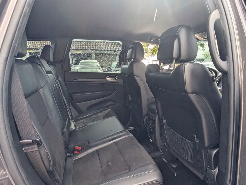 Certified 2021 Jeep Grand Cherokee Laredo X image 16