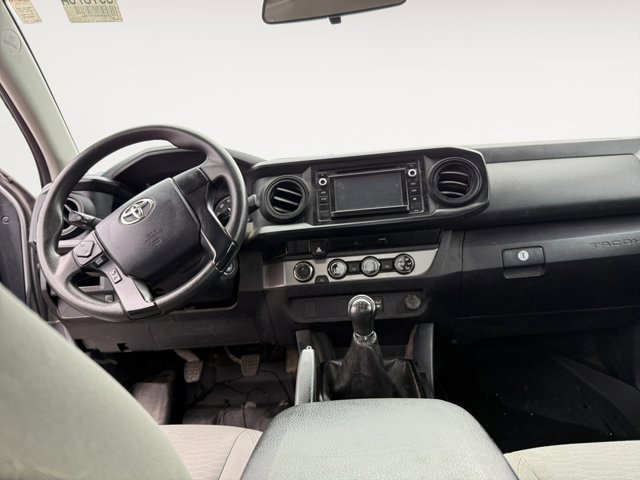 Used 2017 Toyota Tacoma SR image 12