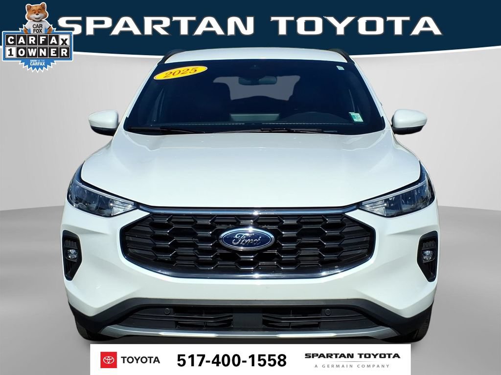 Used 2025 Ford Escape ST-Line Select w/ Tech Pack #1 AWD/4WD image 3