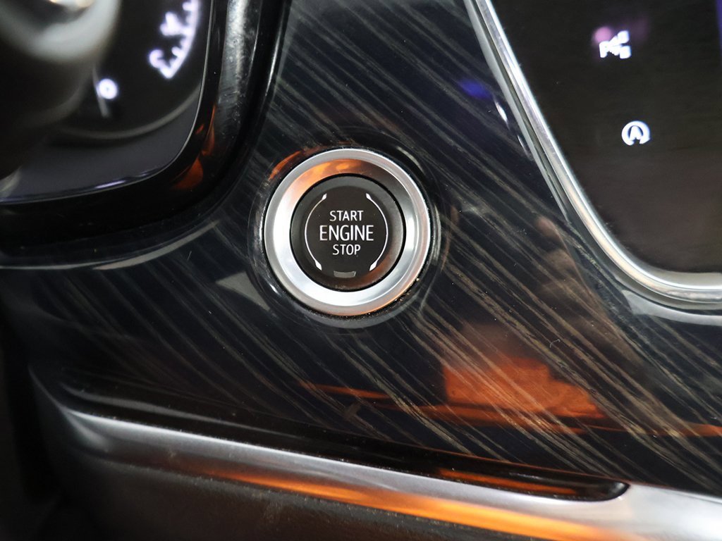 Used 2023 Cadillac XT6 Premium Luxury w/ Technology Package image 44