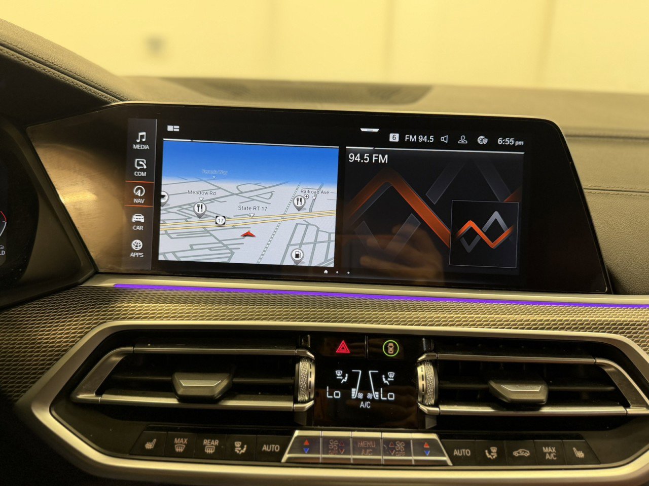 Used 2022 BMW X6 xDrive40i w/ Executive Package AWD/4WD image 10