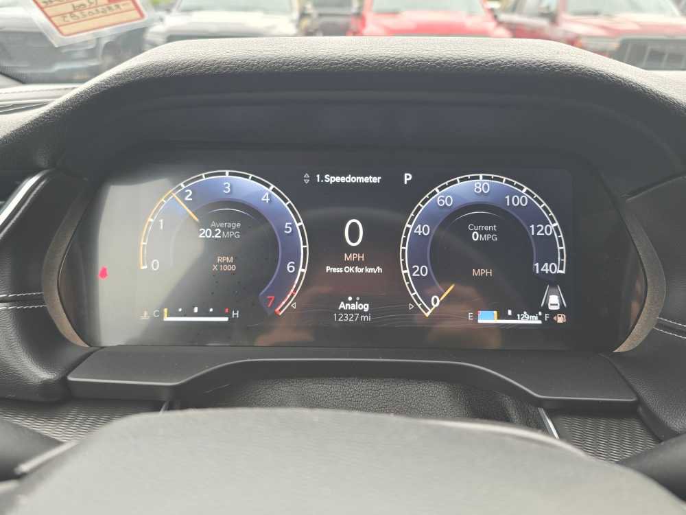 Used 2024 Jeep Grand Cherokee L Laredo w/ Luxury Tech Group I image 21