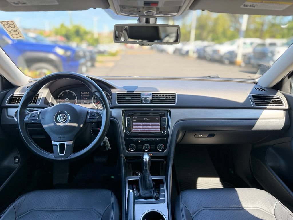 Used 2014 Volkswagen Passat TDI SE FWD image 23