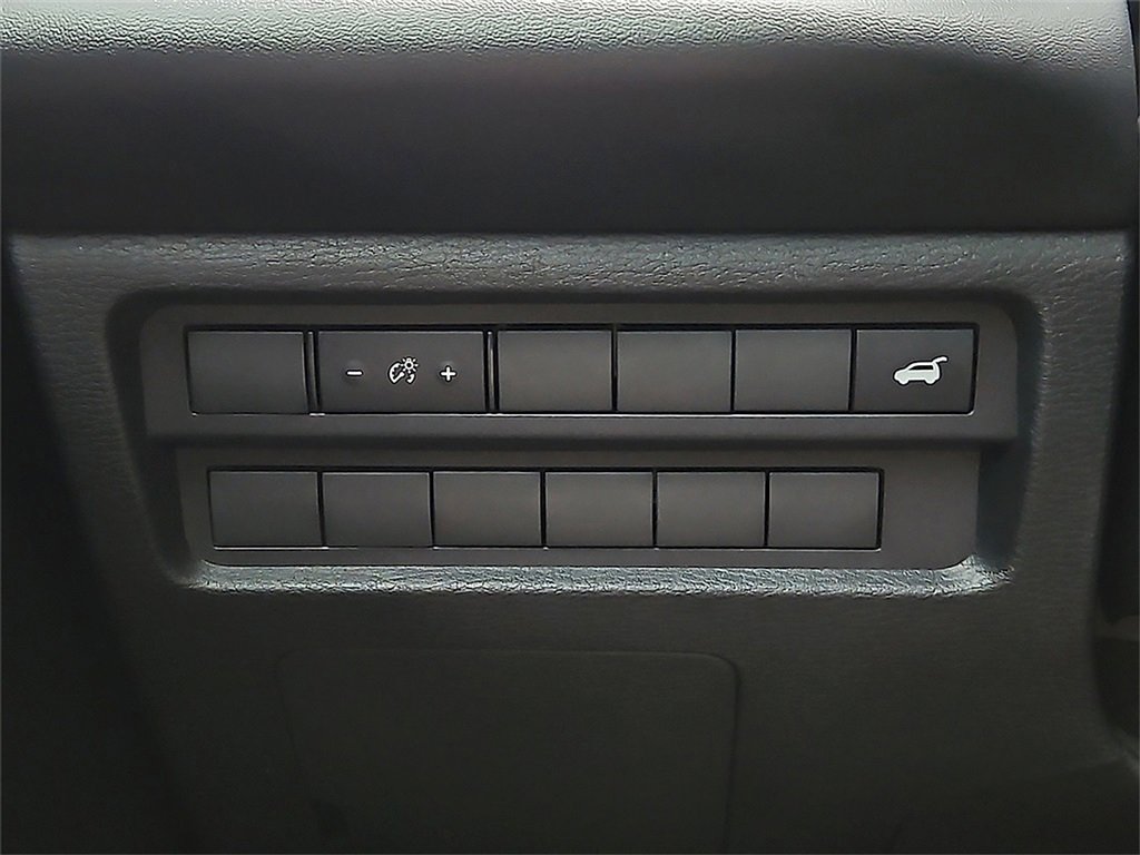 Used 2024 Mitsubishi Outlander SE image 23