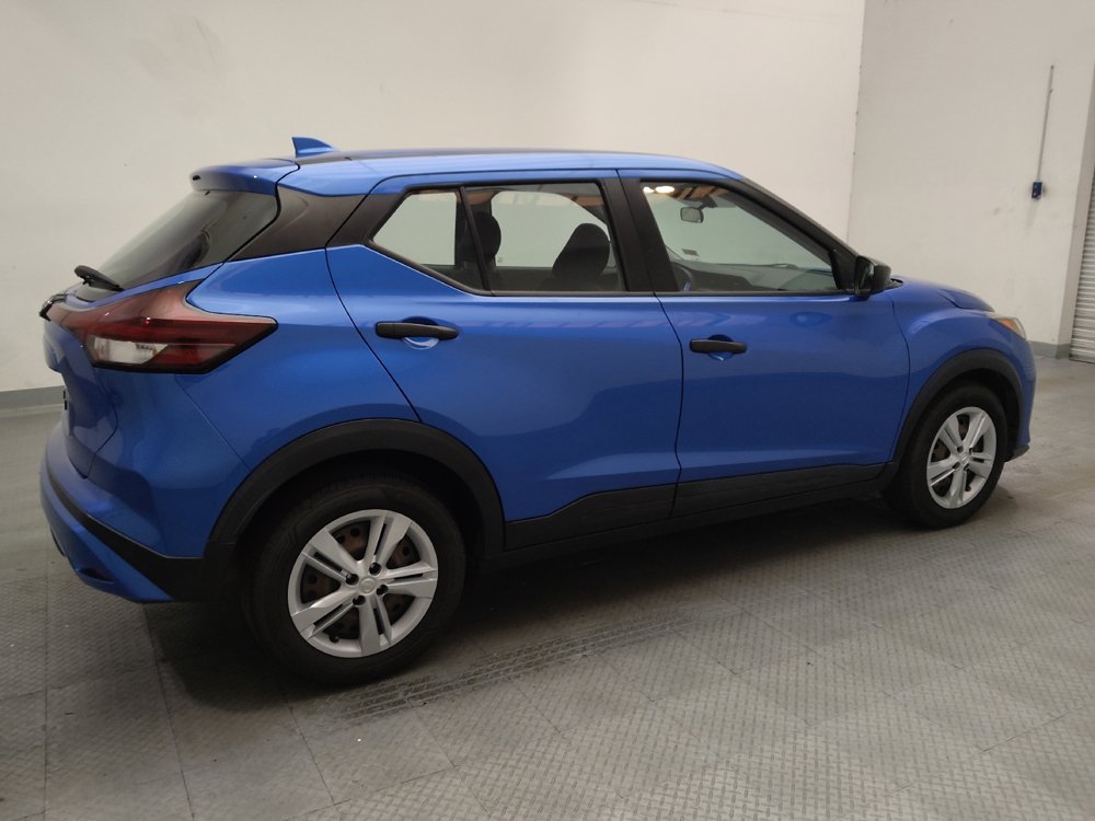 Used 2022 Nissan Kicks S FWD image 10