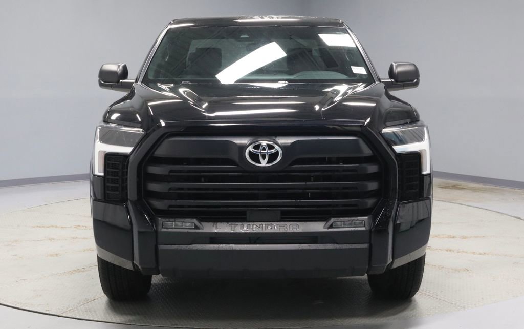 Used 2025 Toyota Tundra SR5 AWD/4WD image 6