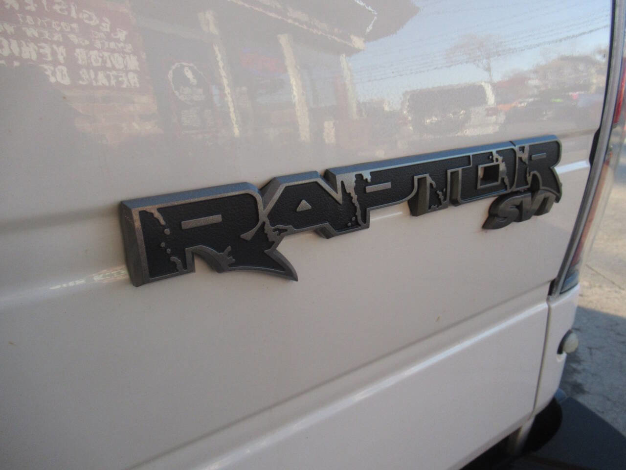 Used 2014 Ford F150 Raptor w/ Equipment Group 801A Luxury image 18