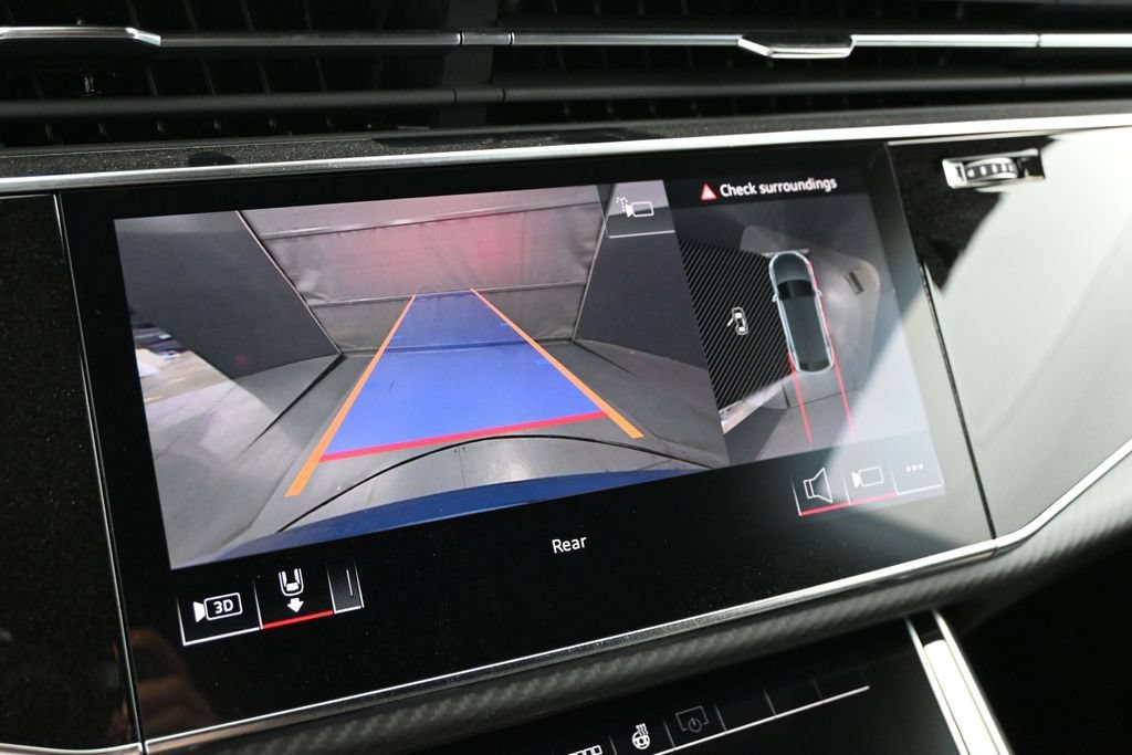 New 2026 Audi SQ8 Premium Plus AWD/4WD image 11