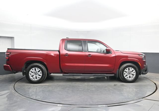Used 2024 Nissan Frontier SV RWD image 11