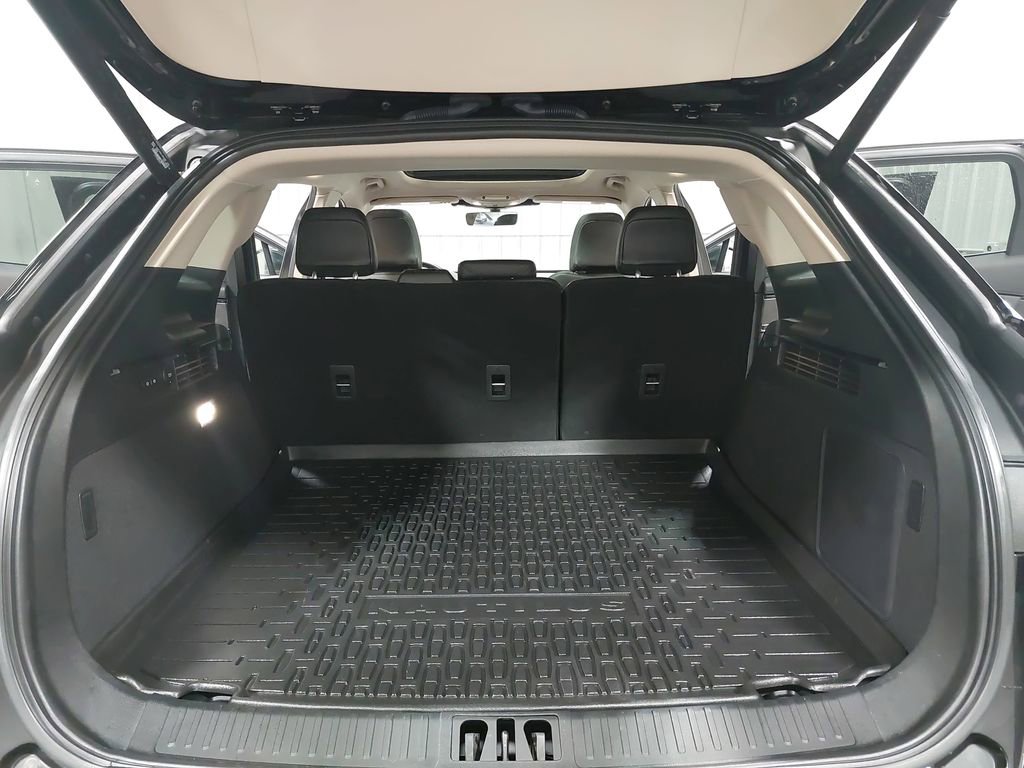 Used 2022 Lincoln Nautilus Reserve image 12