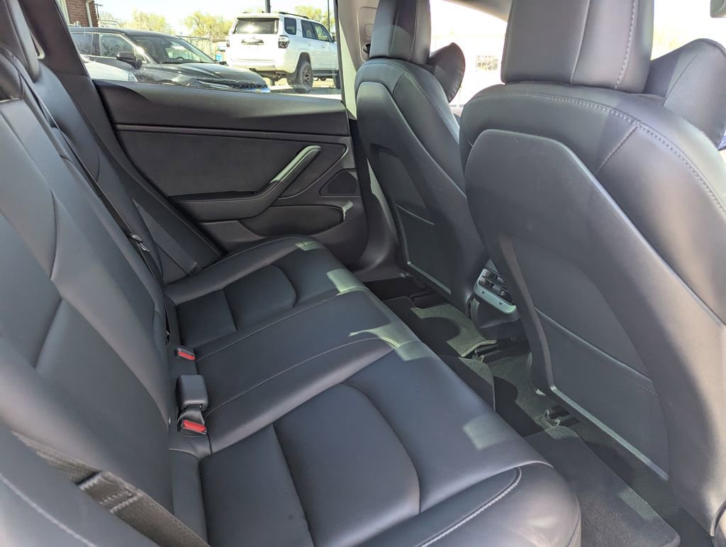 Used 2019 Tesla Model 3 image 25