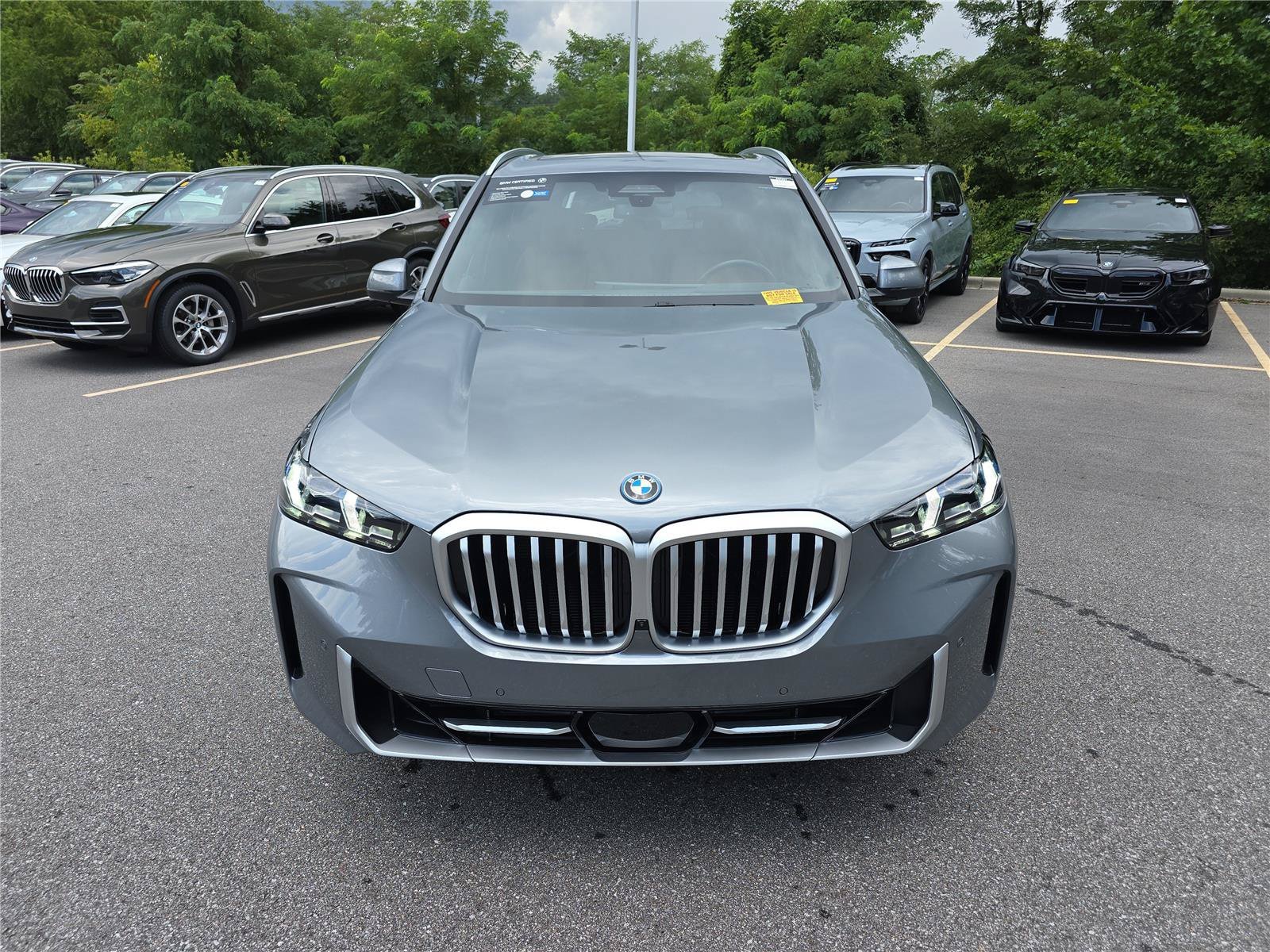 Used 2026 BMW X5 xDrive50e AWD/4WD image 8