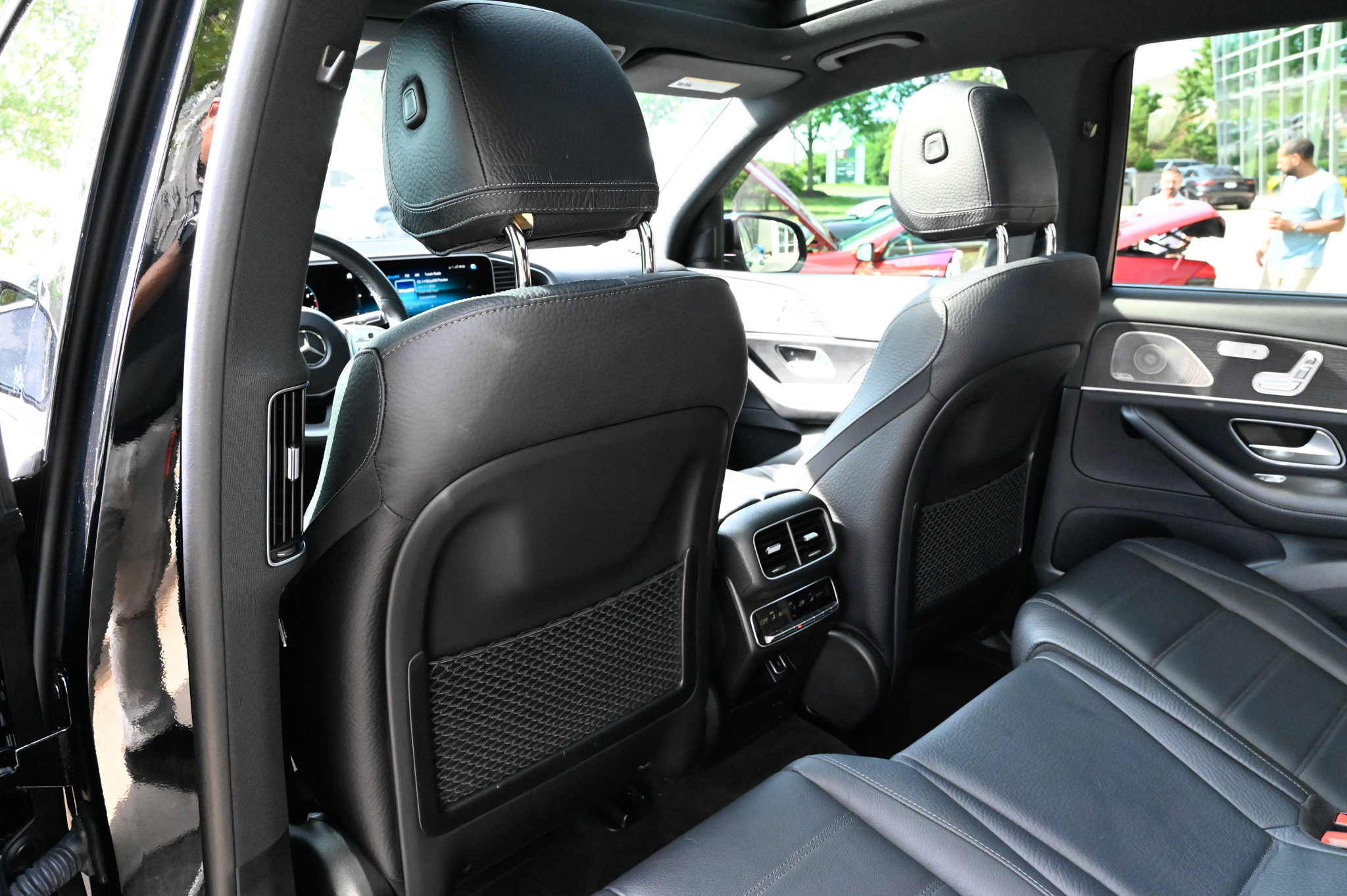 Used 2021 Mercedes-Benz GLS 580 4MATIC image 37