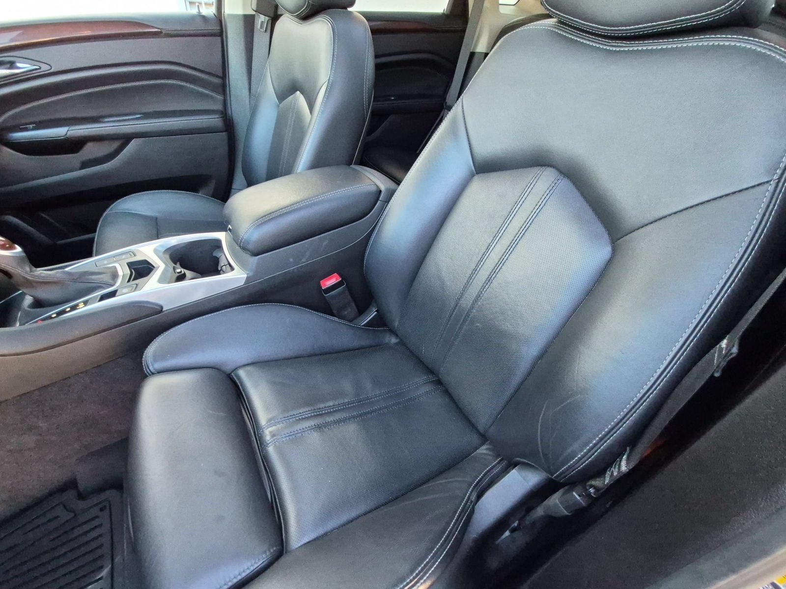 Used 2015 Cadillac SRX Luxury FWD image 24