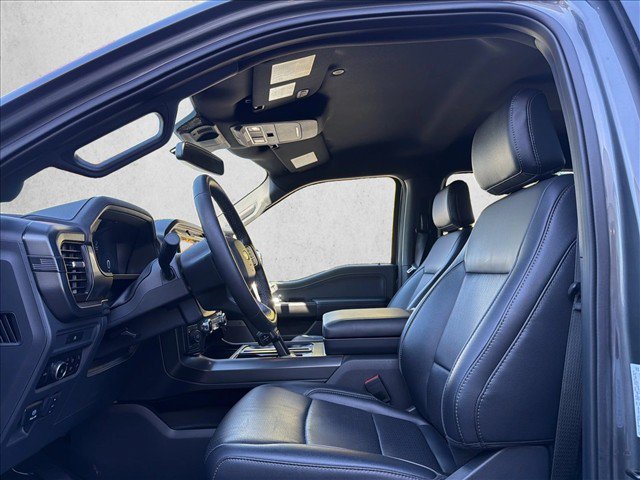 Used 2025 Ford F150 Lariat w/ Equipment Group 501A Mid AWD/4WD image 11