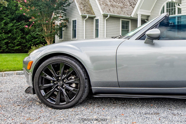 Used 2008 MAZDA MX-5 Miata Grand Touring w/ Premium Pkg RWD image 2