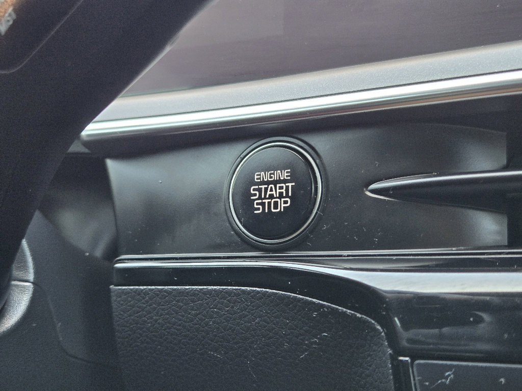 Certified 2025 Kia K5 GT-Line w/ GT-Line Premium Package image 23