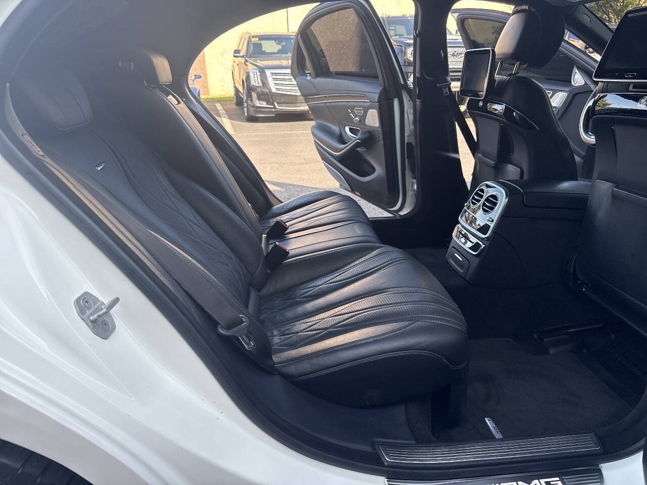 Used 2015 Mercedes-Benz S 65 AMG Sedan image 31