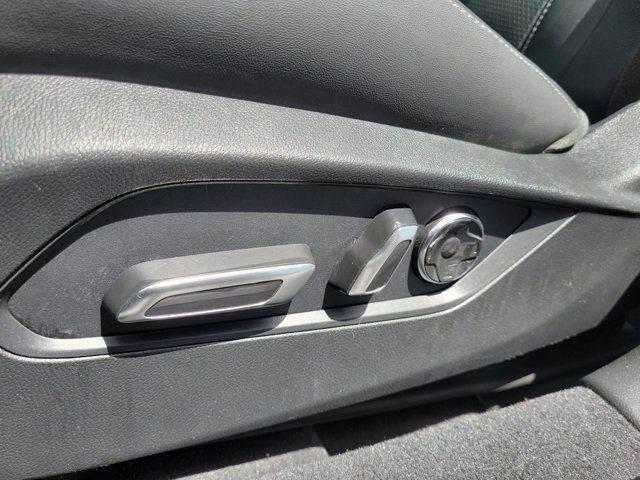 Certified 2025 Acura TLX w/ Technology Package image 10