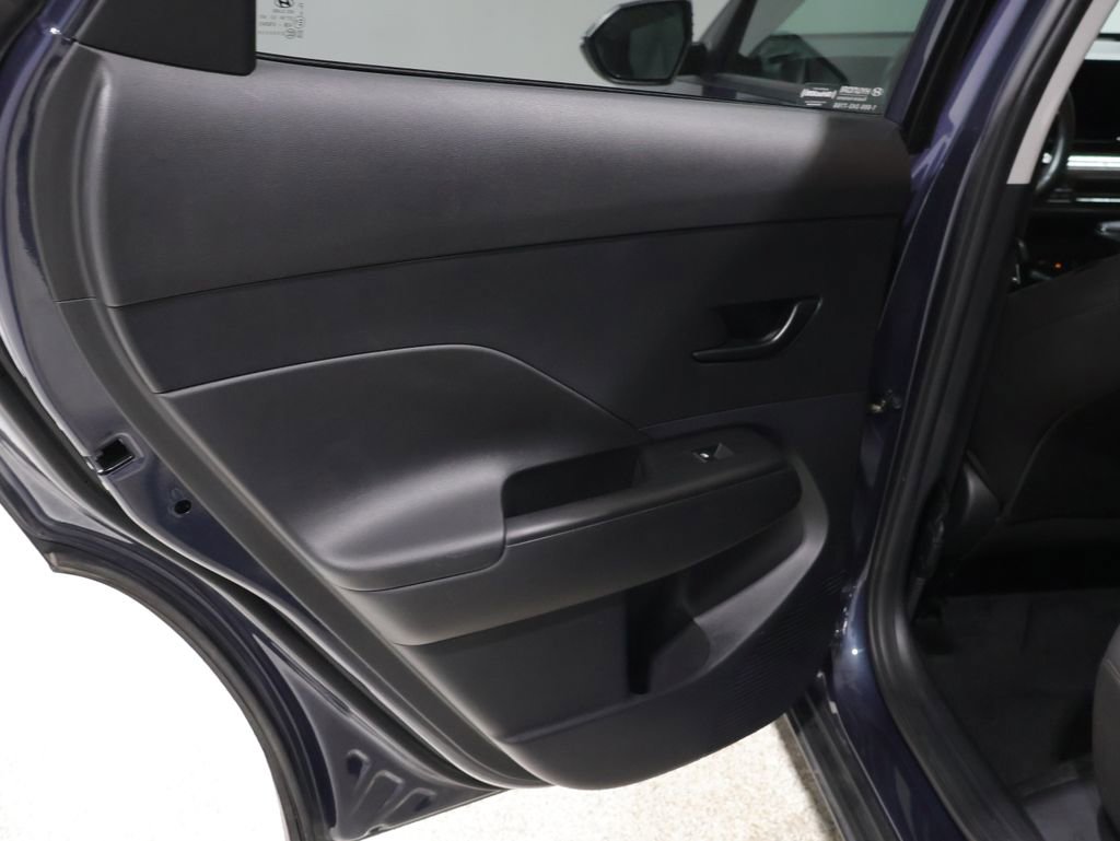 Used 2025 Hyundai Kona SEL image 19