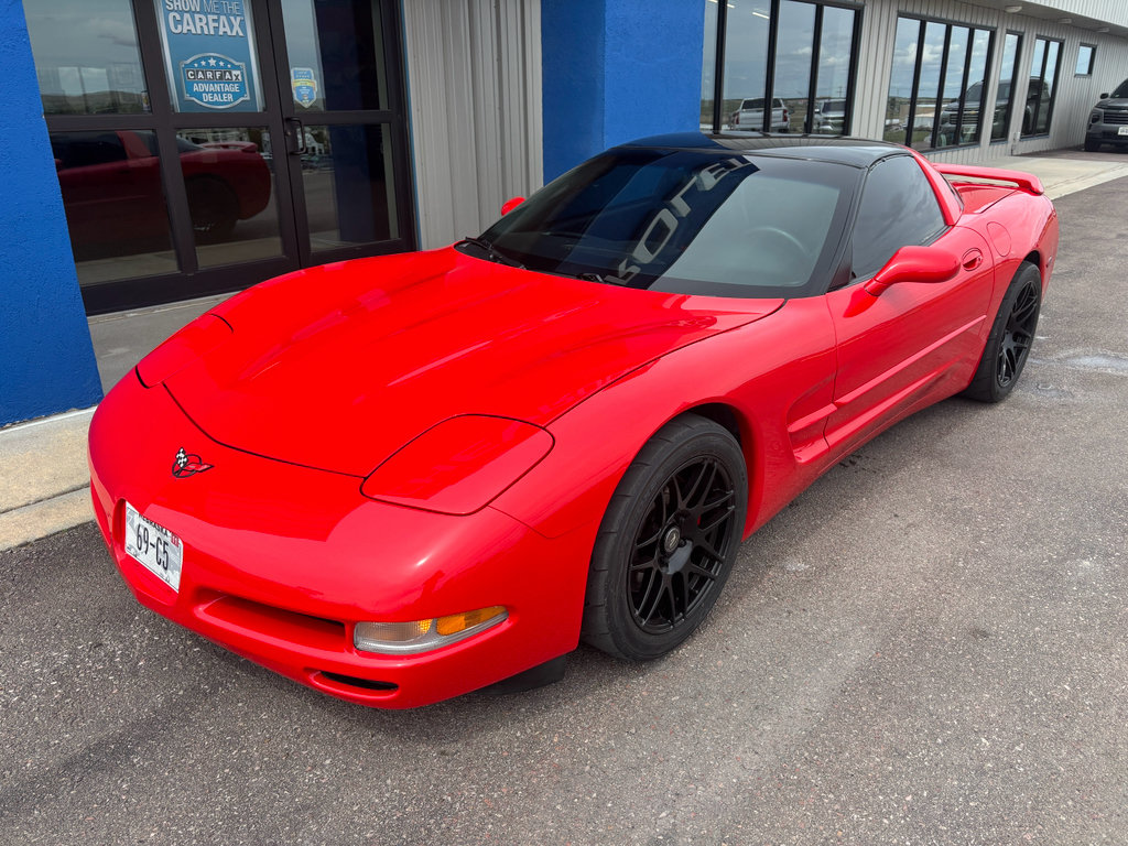 Used 1997 Chevrolet Corvette Coupe RWD image 2