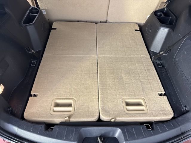 Used 2016 Ford Explorer XLT w/ Equipment Group 201A image 28