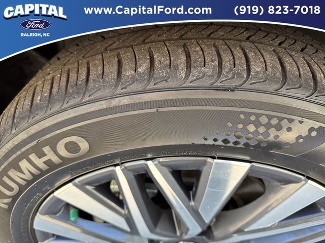 Used 2024 Nissan Altima 2.5 SV FWD image 14