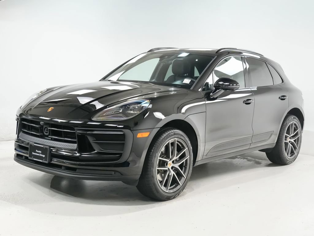 Used 2026 Porsche Macan AWD/4WD image 1