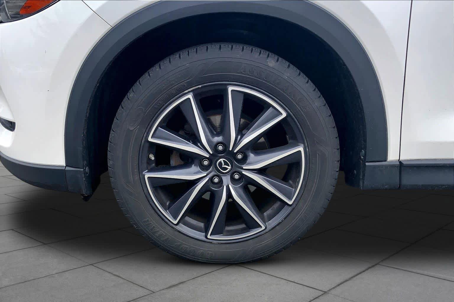 Used 2018 MAZDA CX-5 Grand Touring w/ Premium Package AWD/4WD image 11
