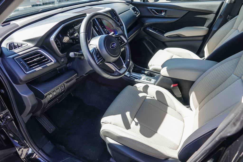 Used 2023 Subaru Ascent Premium w/ Convenience Package image 15