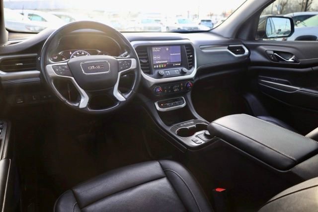 Used 2020 GMC Acadia SLT w/ Driver Alert Package II image 32