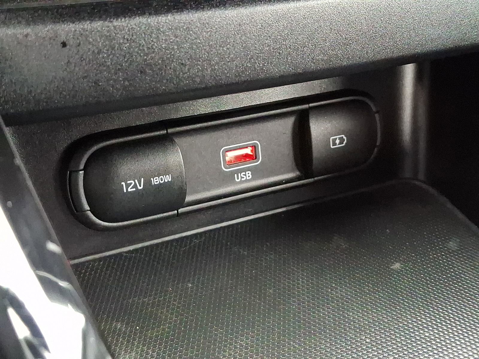 Used 2023 Kia Forte GT-Line image 24