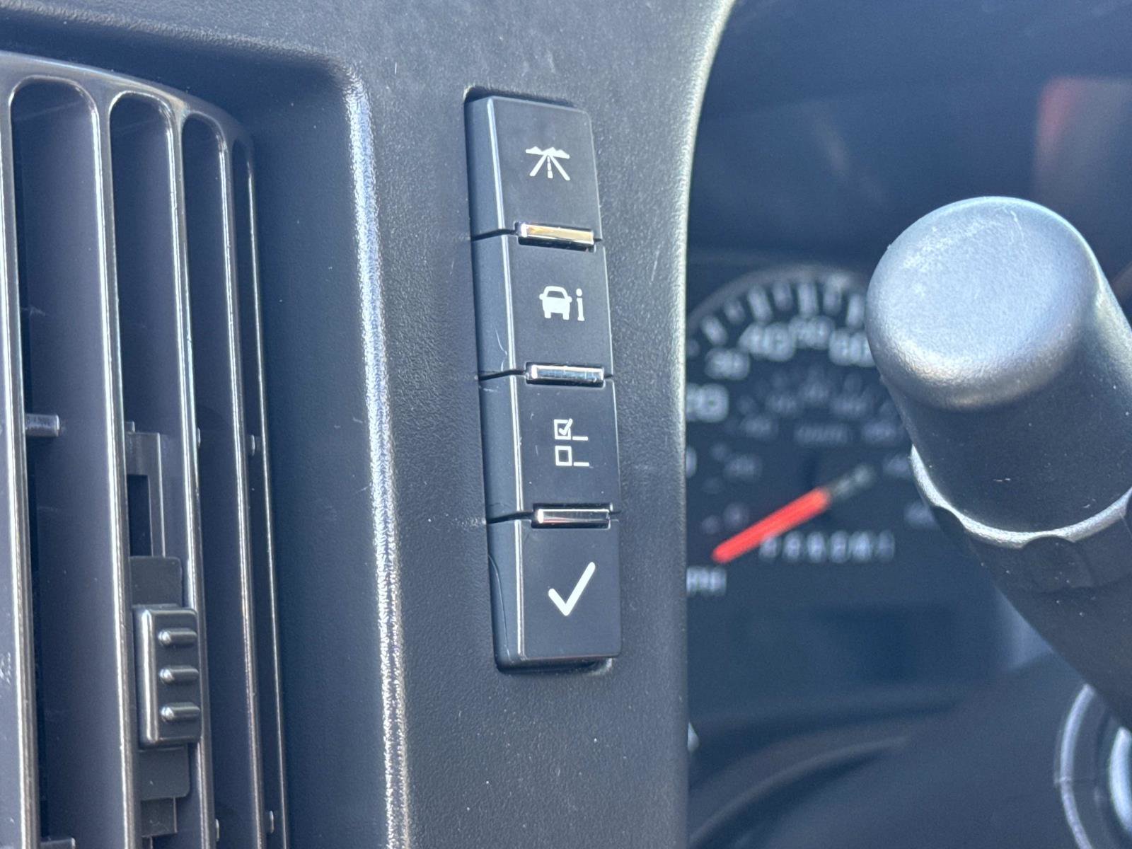 Used 2020 Chevrolet Express 2500 w/ Driver Convenience Package image 11