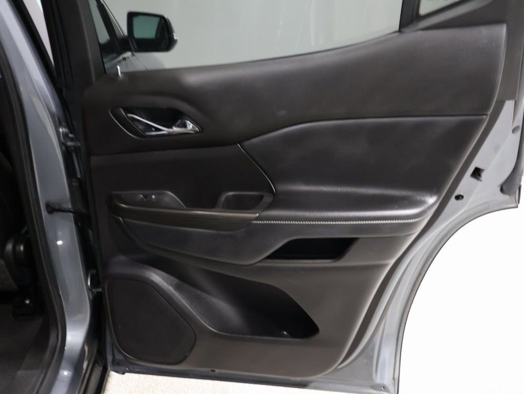 Used 2020 GMC Acadia SLT image 21