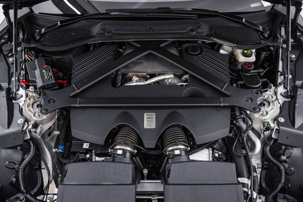 Used 2024 Aston Martin DB12 Coupe RWD image 34