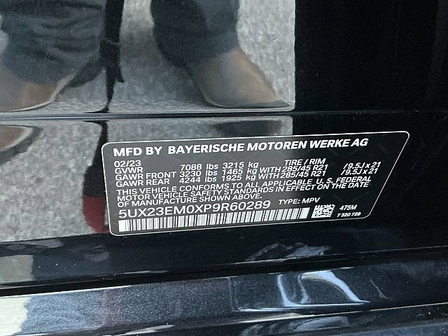 Used 2023 BMW X7 xDrive40i w/ M Sport Package image 33